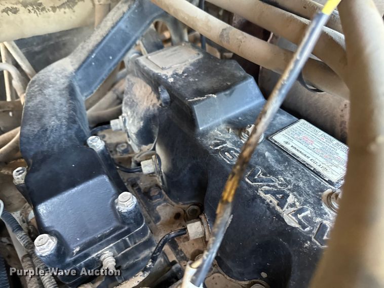 image for item EM2253 2004 Gehl CTL80 