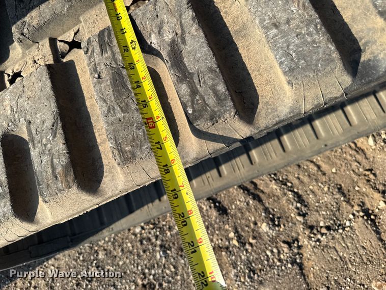 image for item EM2253 2004 Gehl CTL80 