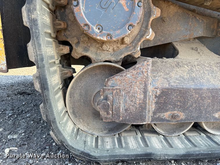 image for item EM2253 2004 Gehl CTL80 