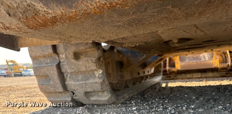 image for item EM2253 2004 Gehl CTL80 