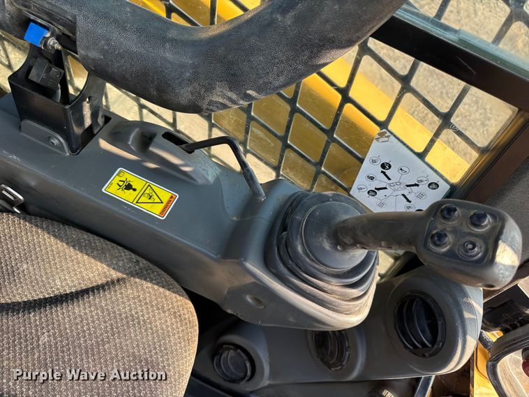 image for item EM2254 2018 Caterpillar 259D tracked skid steer loader