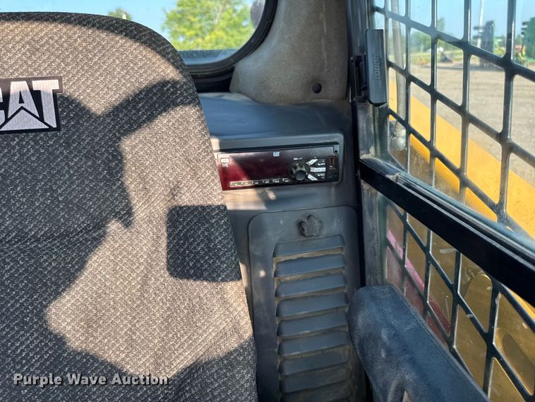 image for item EM2254 2018 Caterpillar 259D tracked skid steer loader