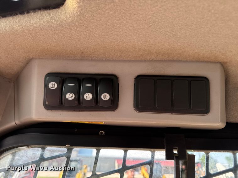 image for item EM2254 2018 Caterpillar 259D tracked skid steer loader