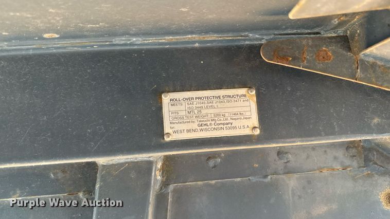 image for item EM2258 2004 Mustang MTL25 tracked skid steer loader