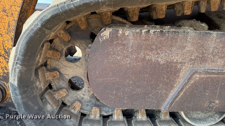 image for item EM2258 2004 Mustang MTL25 tracked skid steer loader