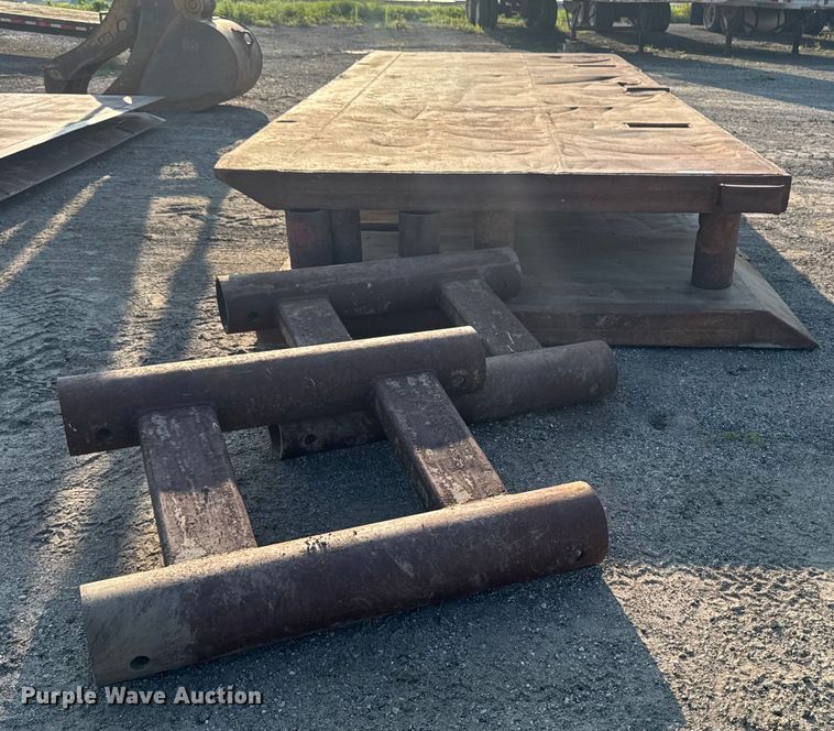 image for item EM2261 Shoring box