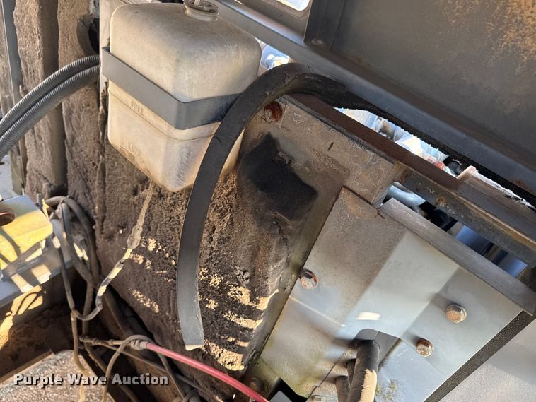 image for item EM2263 2000 Link Belt 2800 Quantum excavator