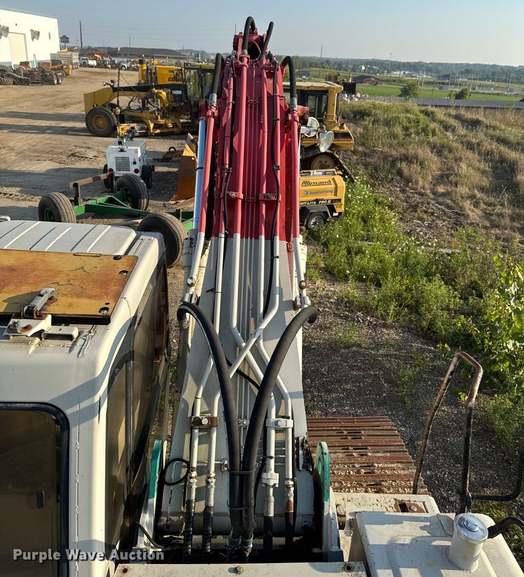 image for item EM2263 2000 Link Belt 2800 Quantum excavator