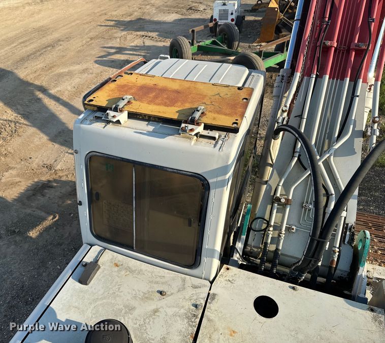 image for item EM2263 2000 Link Belt 2800 Quantum excavator