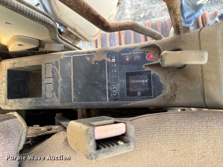 image for item EM2263 2000 Link Belt 2800 Quantum excavator