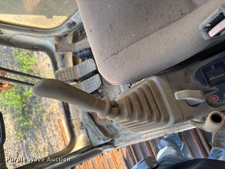 image for item EM2263 2000 Link Belt 2800 Quantum excavator