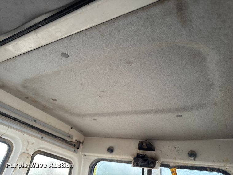 image for item EM2263 2000 Link Belt 2800 Quantum excavator