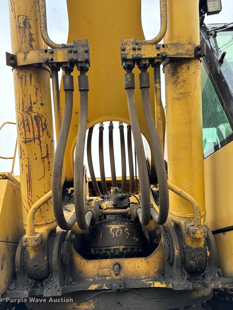 image for item EM2266 2000 Caterpillar 375 L excavator