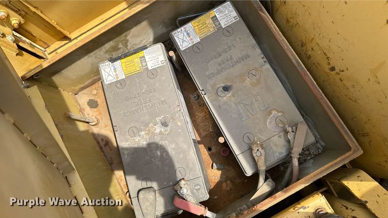 image for item EM2266 2000 Caterpillar 375 L excavator