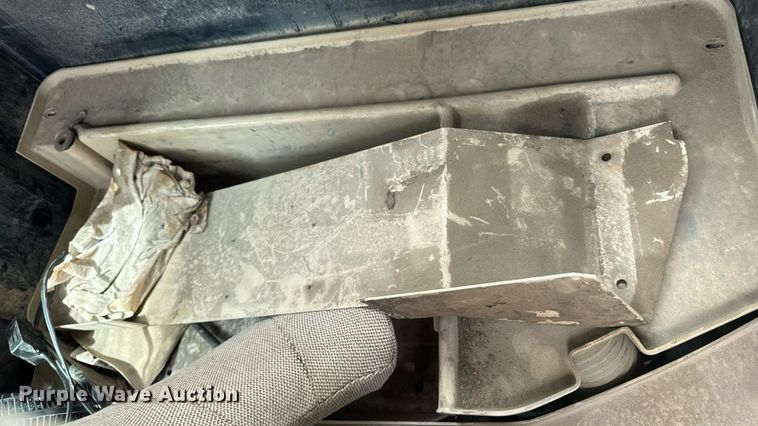 image for item EM2266 2000 Caterpillar 375 L excavator