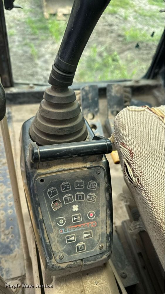 image for item EM2266 2000 Caterpillar 375 L excavator