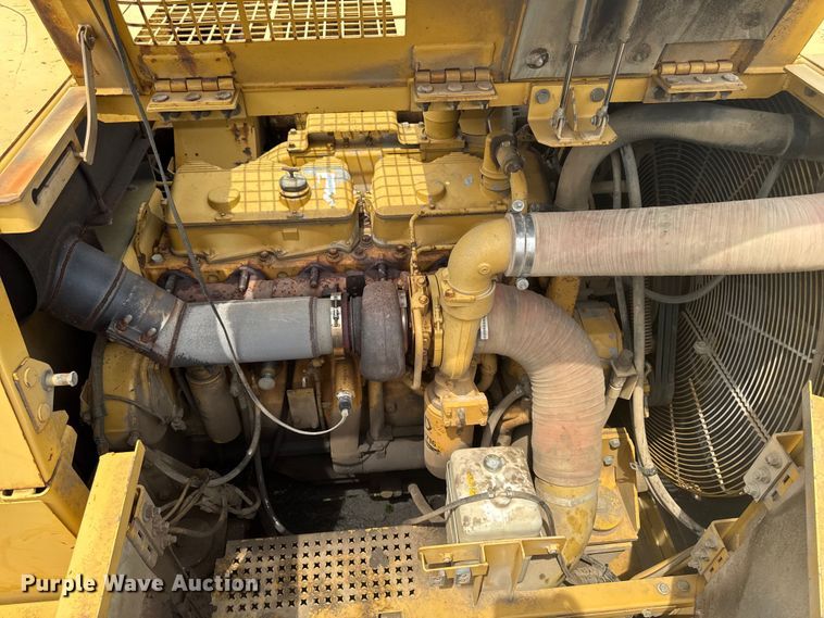 image for item EM2266 2000 Caterpillar 375 L excavator