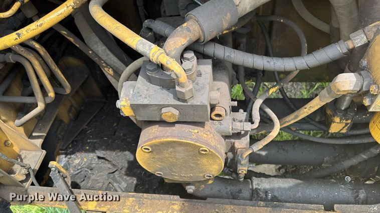 image for item EM2266 2000 Caterpillar 375 L excavator