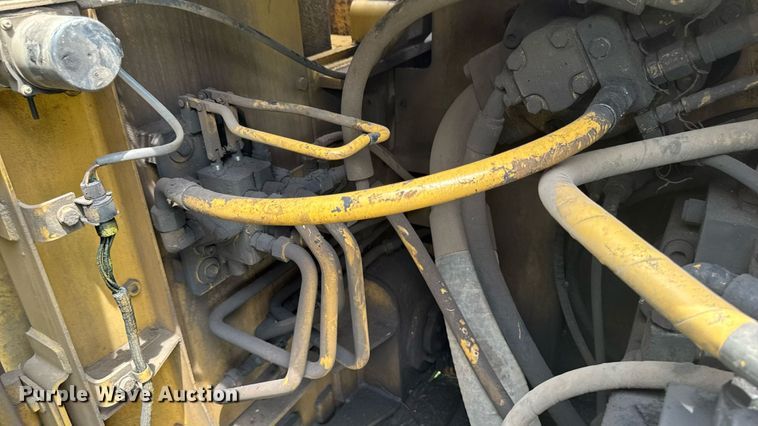 image for item EM2266 2000 Caterpillar 375 L excavator