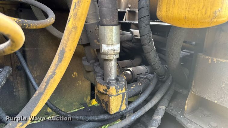 image for item EM2266 2000 Caterpillar 375 L excavator