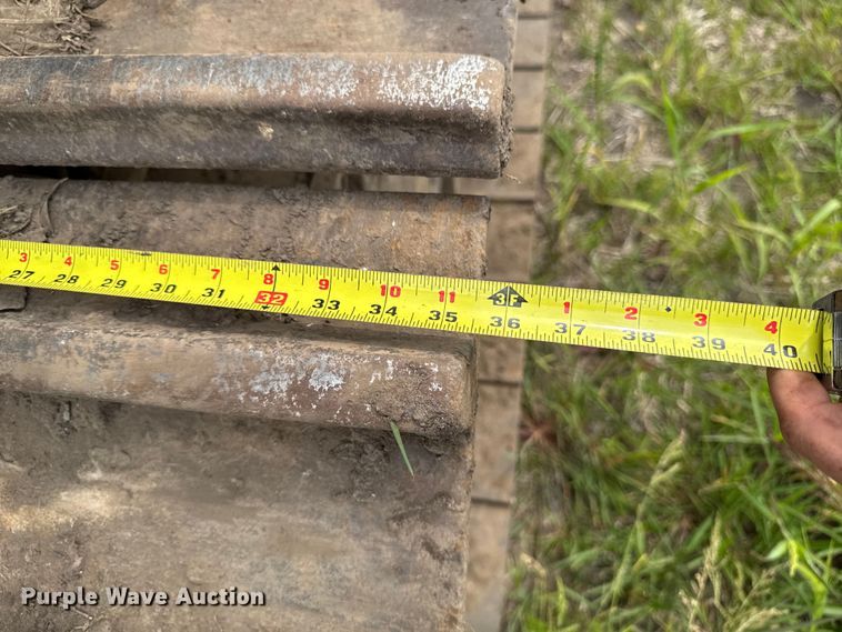 image for item EM2266 2000 Caterpillar 375 L excavator