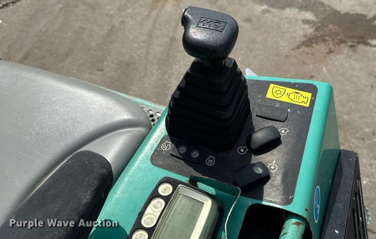 image for item EM2271 2021 Multiquip HTX6H power trowel