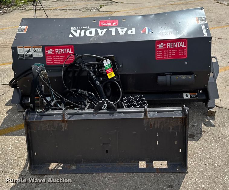 image for item EM2274 2021 Paladin 22072MH-0022 skid steer broom