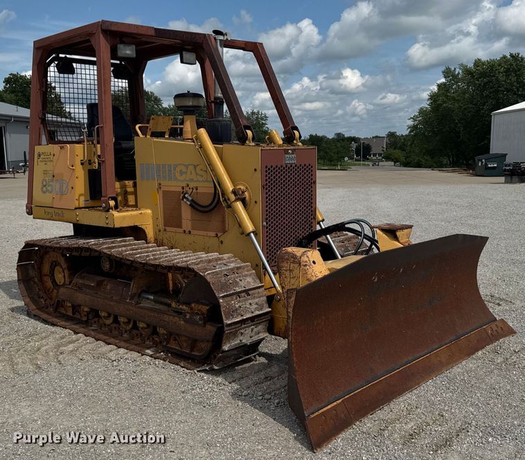 image for item EM2280 1989 Case 850D long track dozer