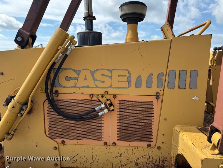 image for item EM2280 1989 Case 850D long track dozer