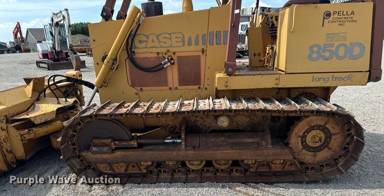 image for item EM2280 1989 Case 850D long track dozer