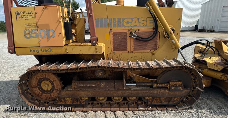 image for item EM2280 1989 Case 850D long track dozer