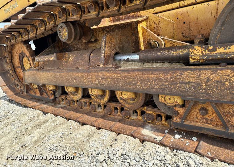 image for item EM2280 1989 Case 850D long track dozer