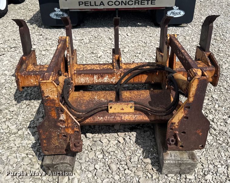 image for item EM2280 1989 Case 850D long track dozer