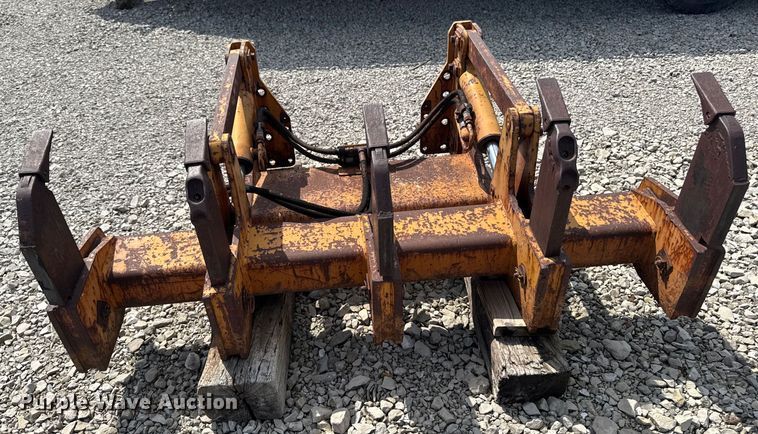 image for item EM2280 1989 Case 850D long track dozer