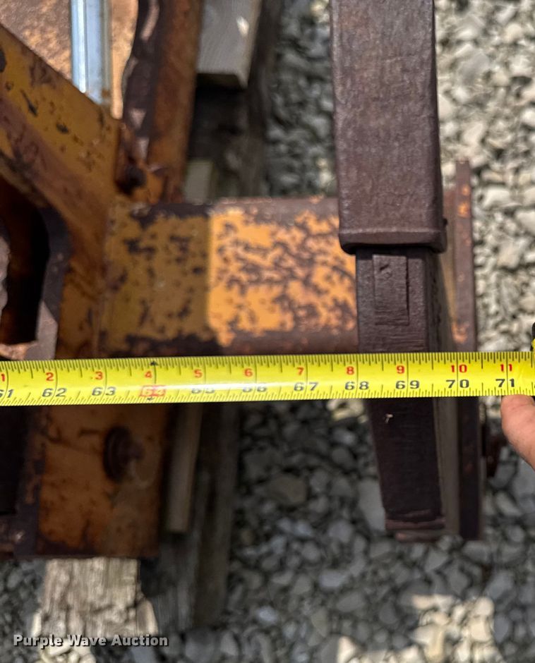 image for item EM2280 1989 Case 850D long track dozer