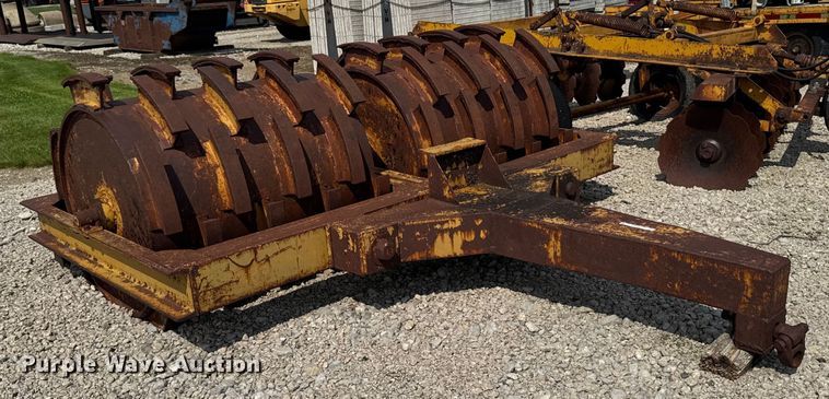 image for item EM2282 Padfoot roller