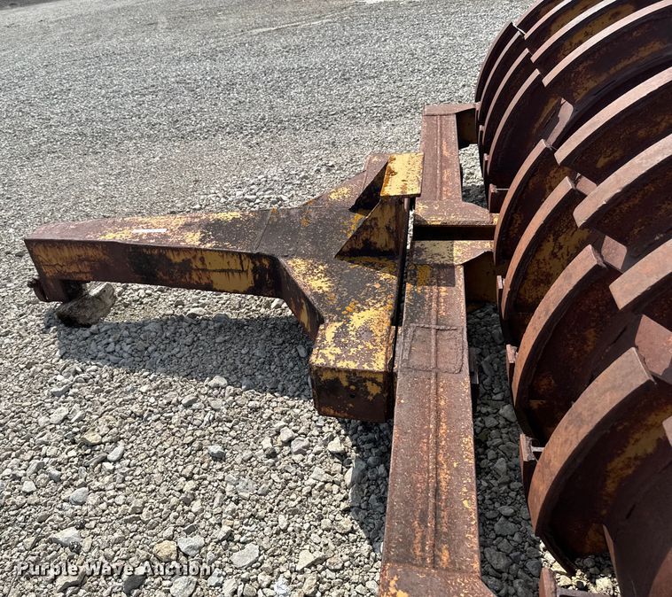 image for item EM2282 Padfoot roller