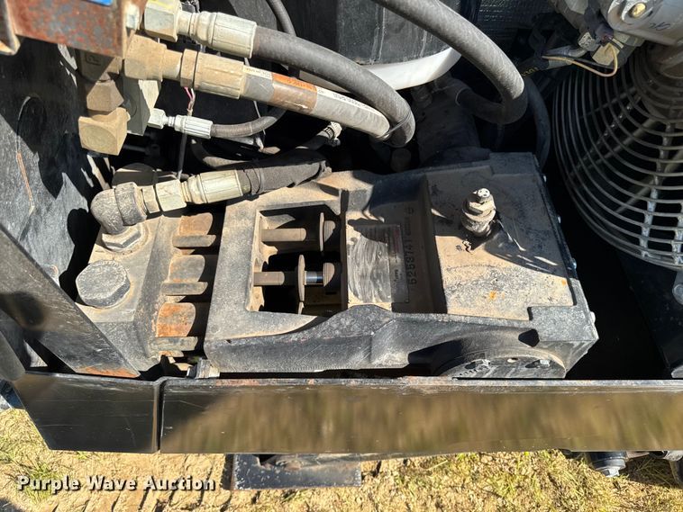 image for item EM2284 2017 Ditch Witch JT20 directional boring unit