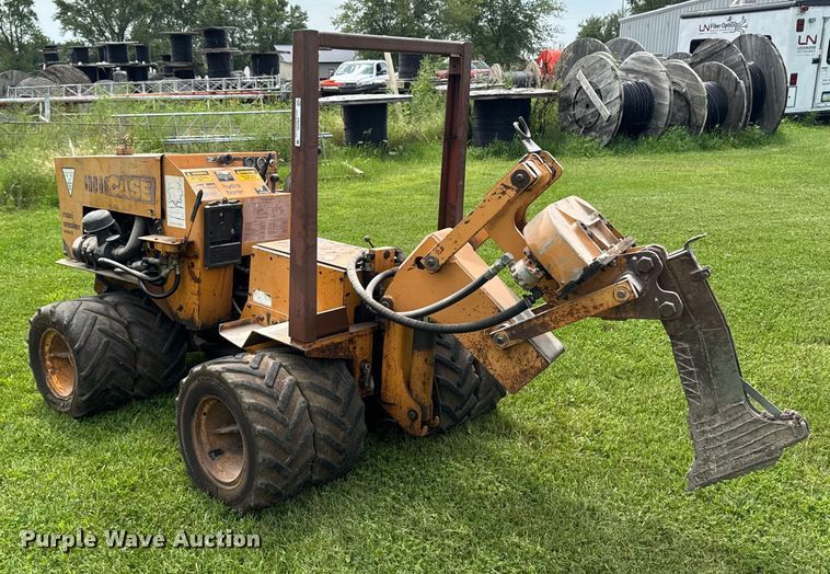 image for item EM2292 1989 Case Maxi sneaker series B vibratory cable plow