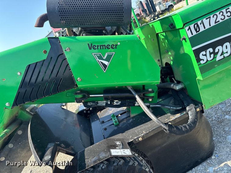 image for item EM2293 2019 Vermeer SC292 stump grinder