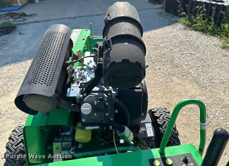 image for item EM2293 2019 Vermeer SC292 stump grinder