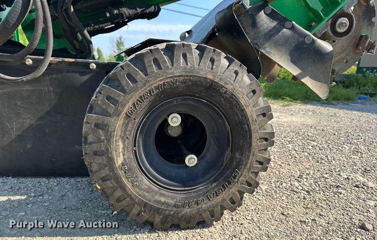 image for item EM2293 2019 Vermeer SC292 stump grinder