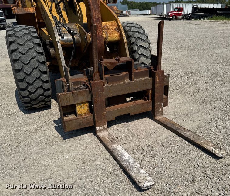 image for item EM2294 1991 Case 621ZF wheel loader