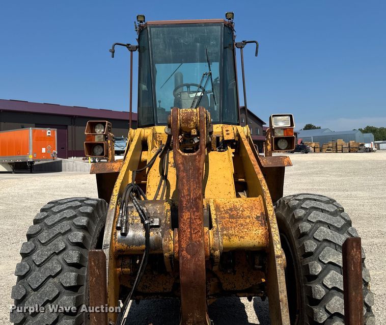 image for item EM2294 1991 Case 621ZF wheel loader