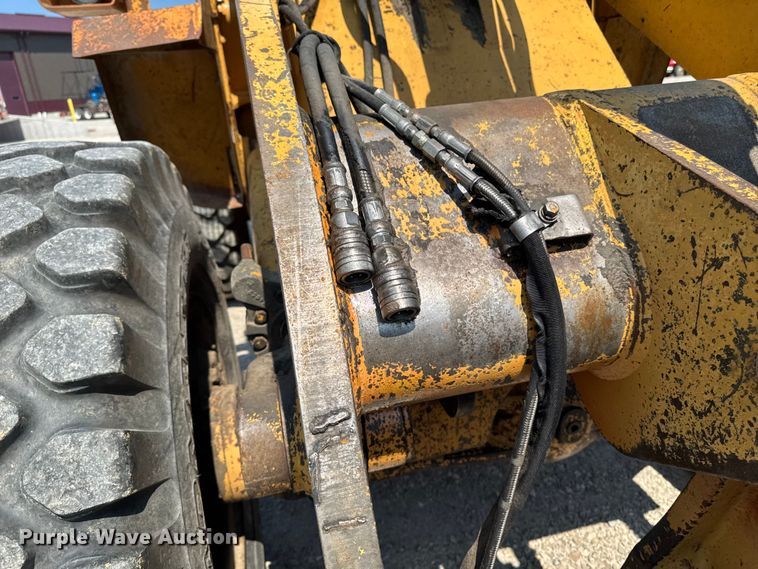 image for item EM2294 1991 Case 621ZF wheel loader