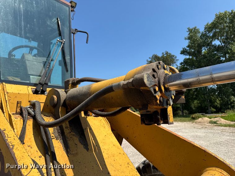 image for item EM2294 1991 Case 621ZF wheel loader