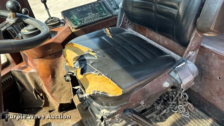 image for item EM2294 1991 Case 621ZF wheel loader