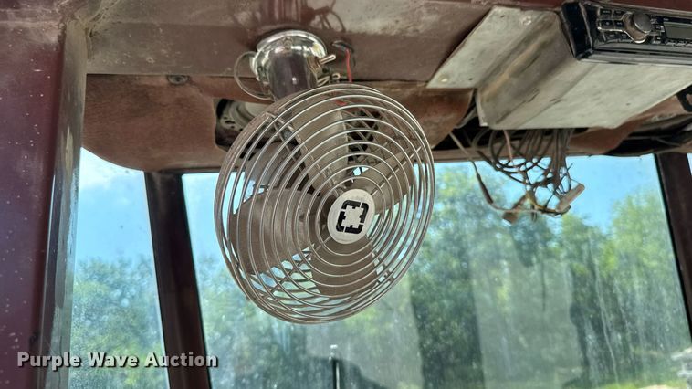 image for item EM2294 1991 Case 621ZF wheel loader