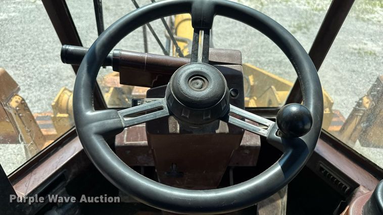 image for item EM2294 1991 Case 621ZF wheel loader