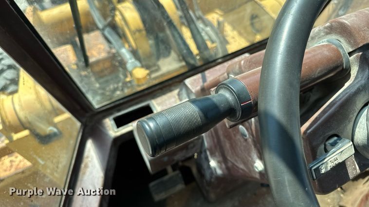 image for item EM2294 1991 Case 621ZF wheel loader